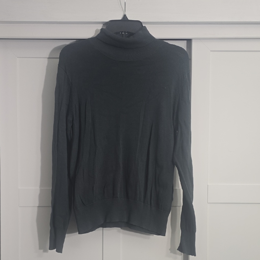 H&M Dark Gray Turtleneck Sweater